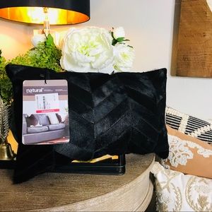 Natural accent pillow new